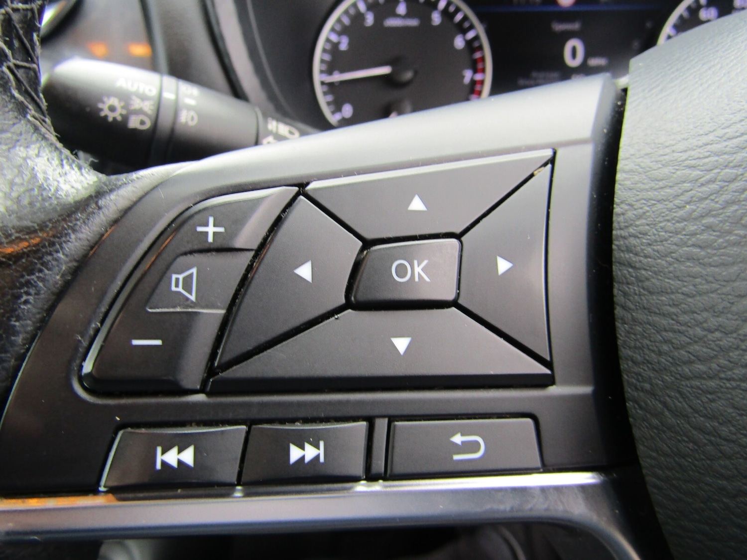 Used Nissan Juke 2023 for sale - 77619025: Photo 25