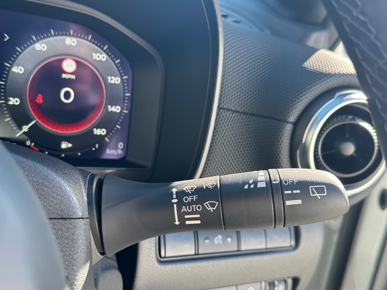 Used Nissan Juke 2025 for sale - 76276667: Photo 31