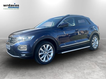 Used Volkswagen T-Roc 2018 for sale - 77877532: Photo