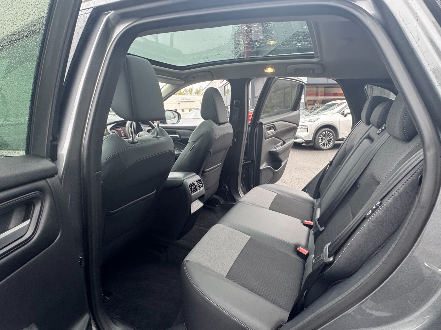 Used Nissan Qashqai 2024 for sale - 76580289: Photo 16