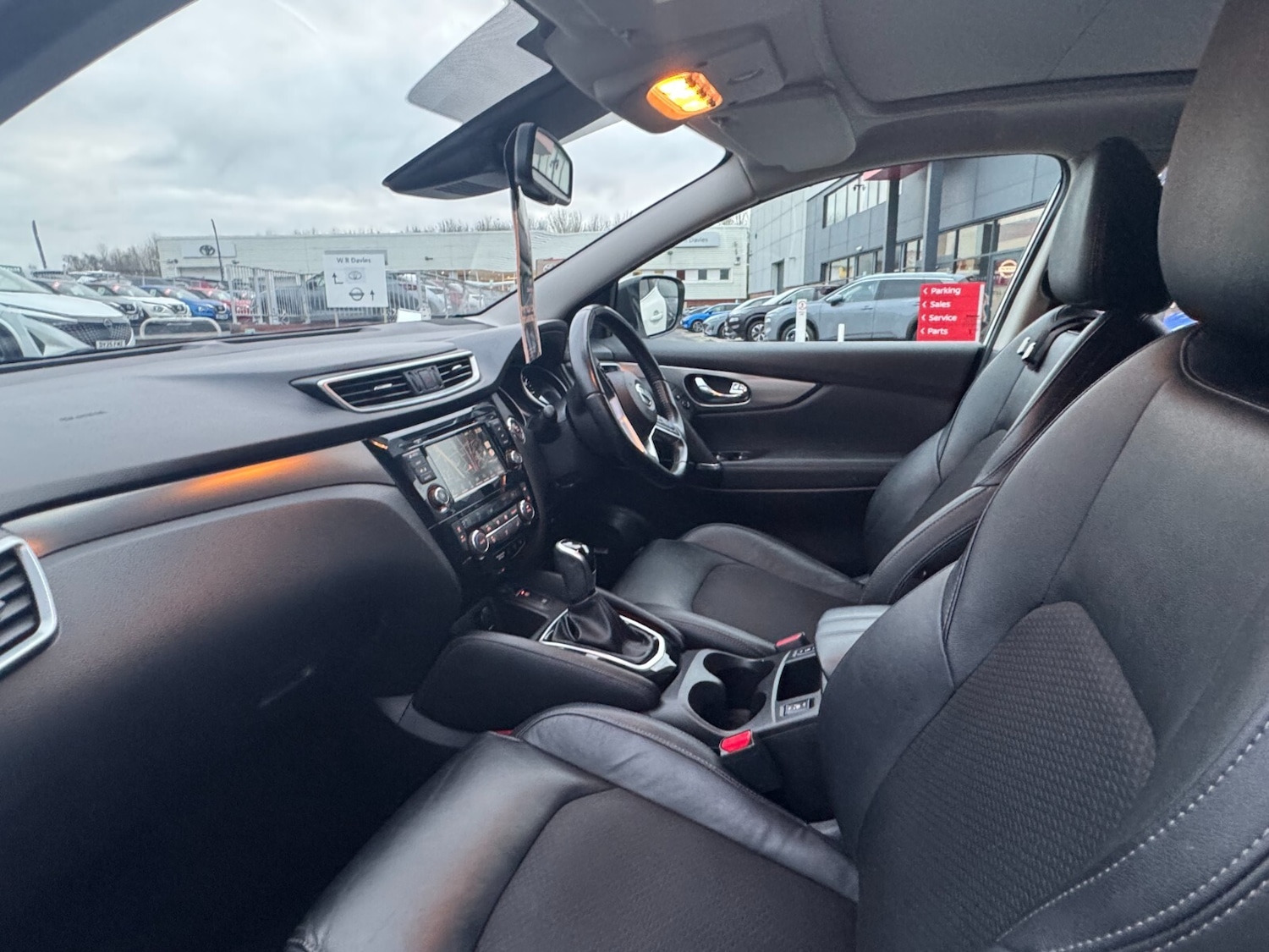 Used Nissan Qashqai 2020 for sale - 77075560: Photo 2