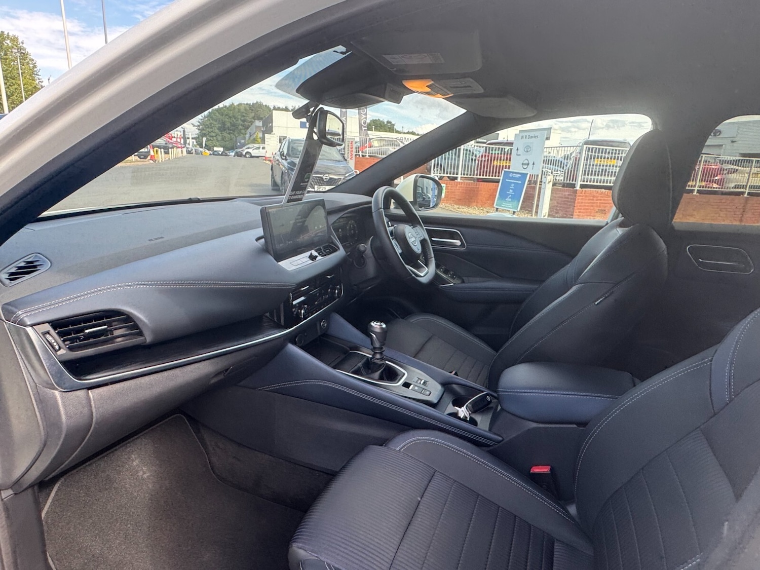 Used Nissan Qashqai 2023 for sale - 76276604: Photo 2