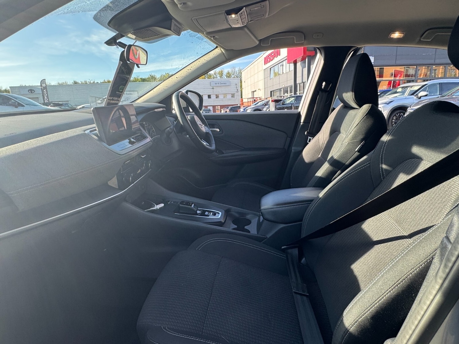 Used Nissan Qashqai 2024 for sale - 76276338: Photo 2