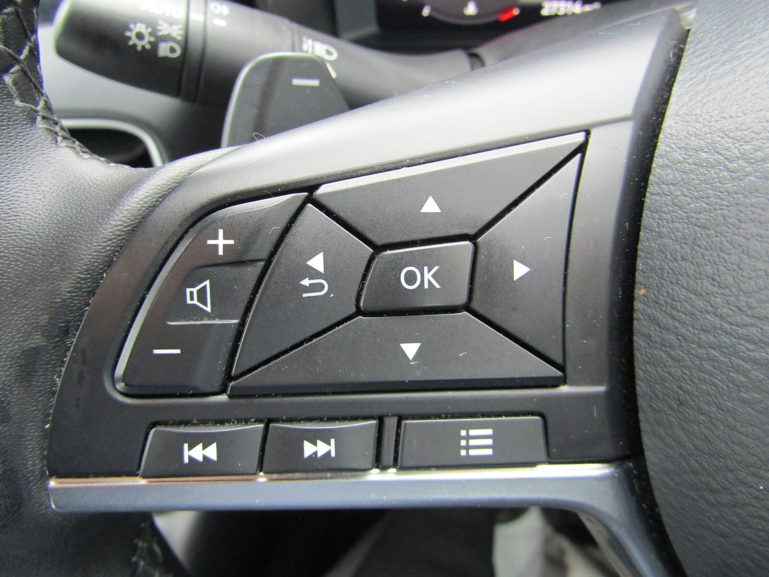 Used Nissan Juke 2024 for sale - 77795101: Photo 24