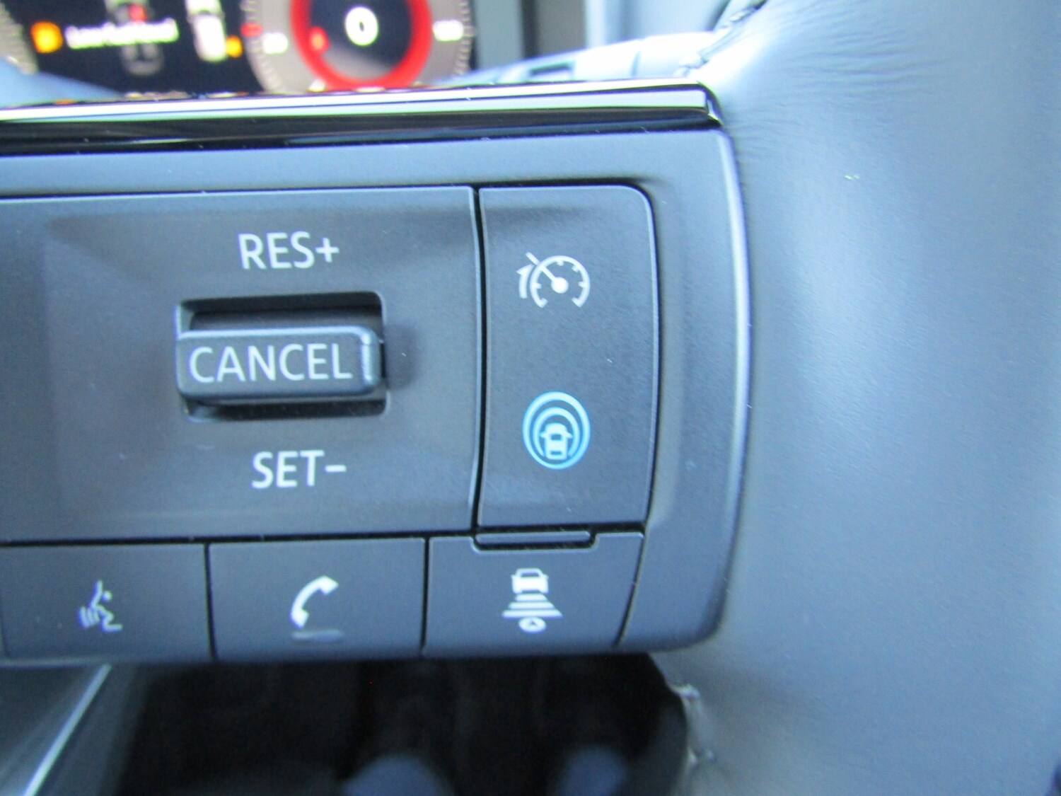 Used Nissan X-Trail 2024 for sale - 76276731: Photo 28