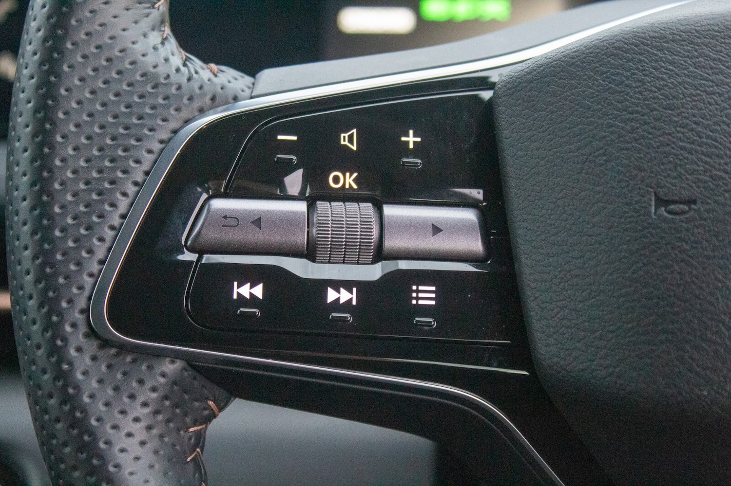 Used Nissan ARIYA 2024 for sale - 76276501: Photo 16