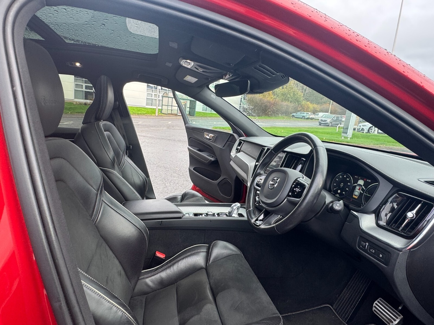 Used Volvo XC60 2019 for sale - 76415245: Photo 19