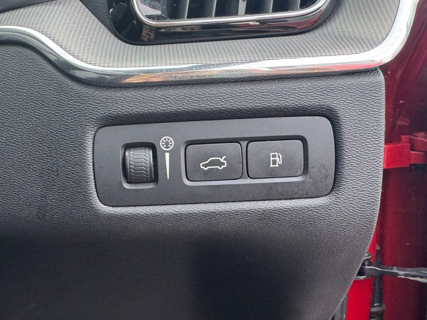 Used Volvo XC60 2019 for sale - 76415245: Photo 32