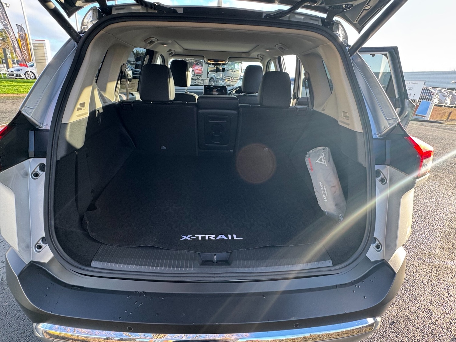 Used Nissan X-Trail 2025 for sale - 76780279: Photo 11