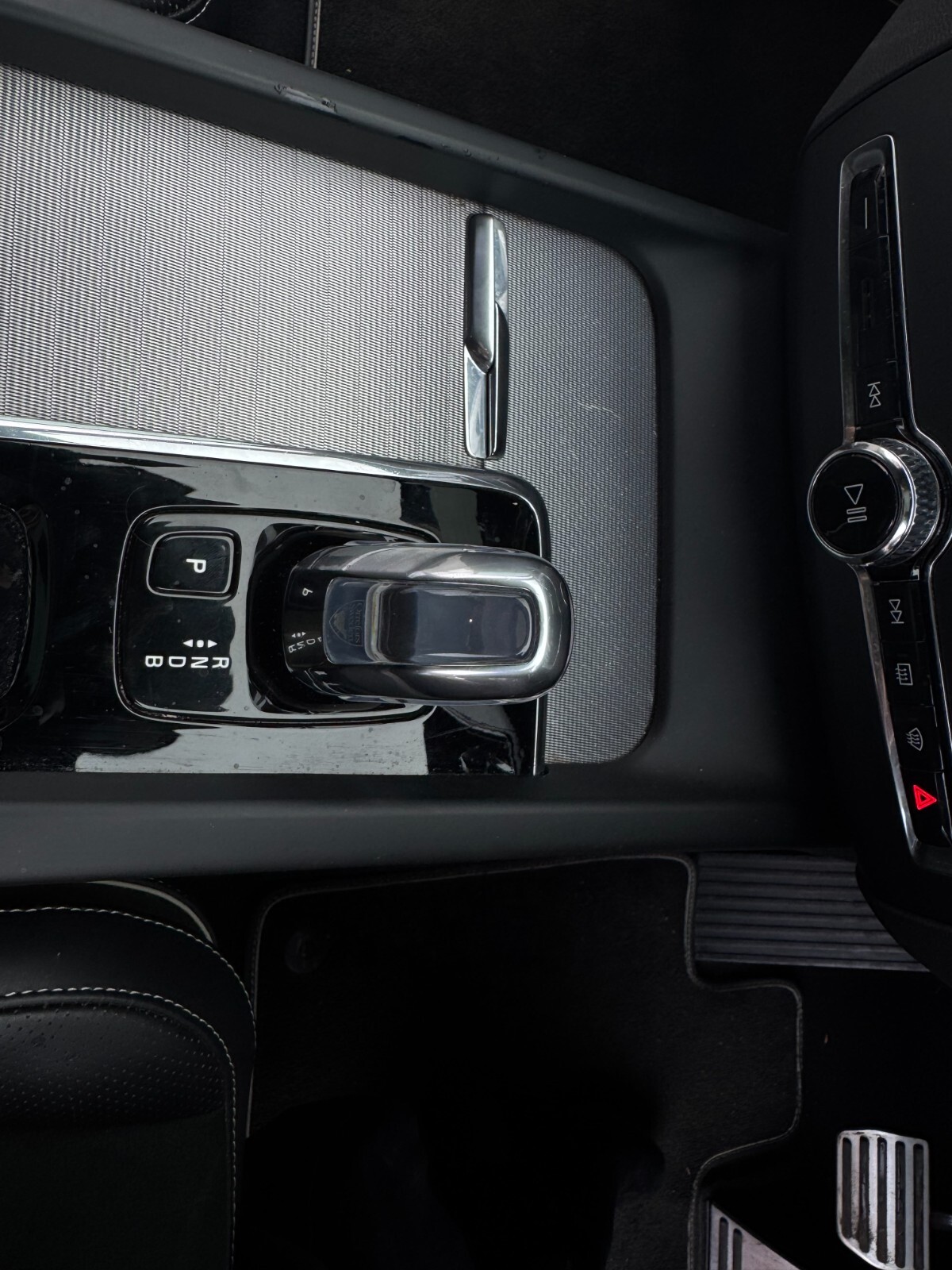 Used Volvo XC60 2019 for sale - 77274032: Photo 26