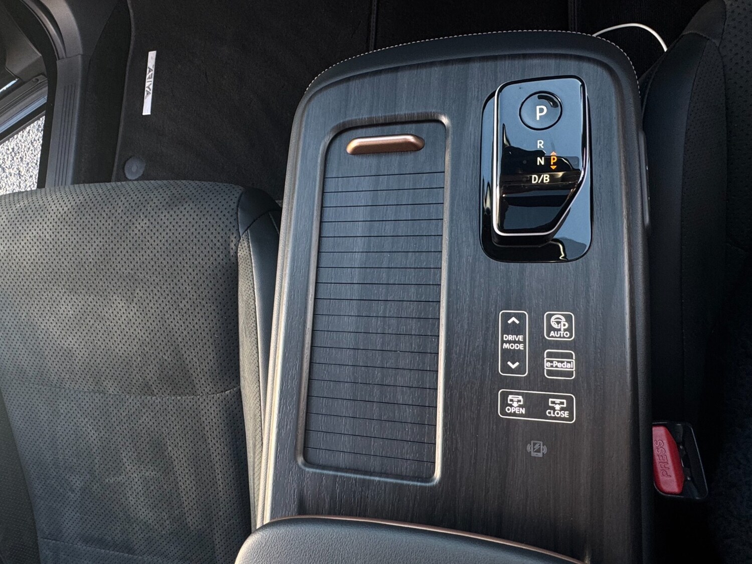 Used Nissan ARIYA 2025 for sale - 76881832: Photo 26