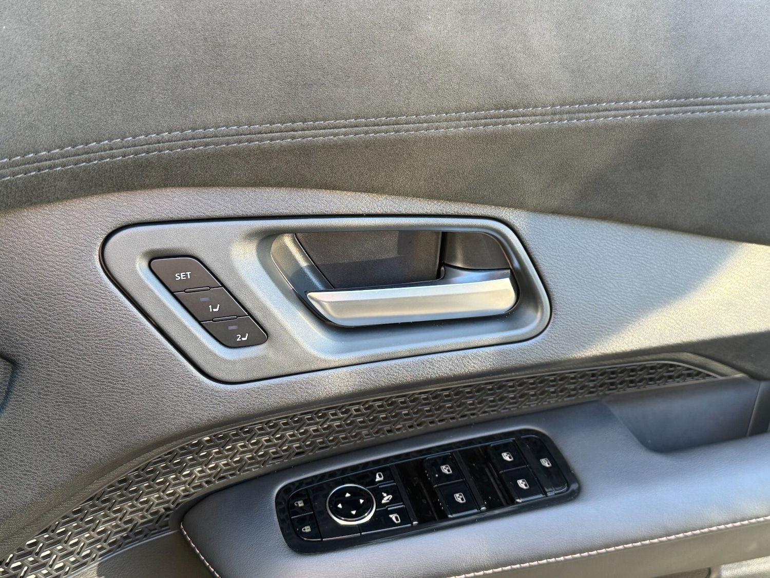 Used Nissan ARIYA 2025 for sale - 76881832: Photo 34