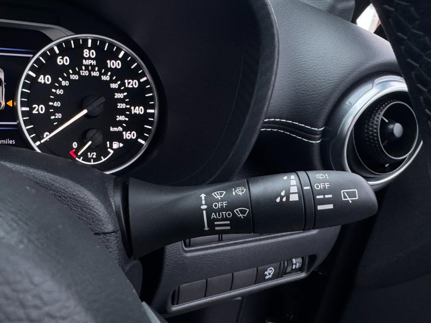 Used Nissan Juke 2022 for sale - 76773163: Photo 30