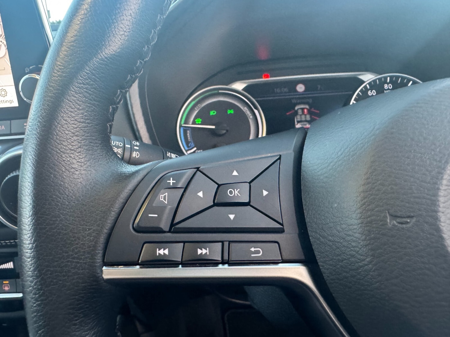 Used Nissan Juke 2022 for sale - 77483052: Photo 28