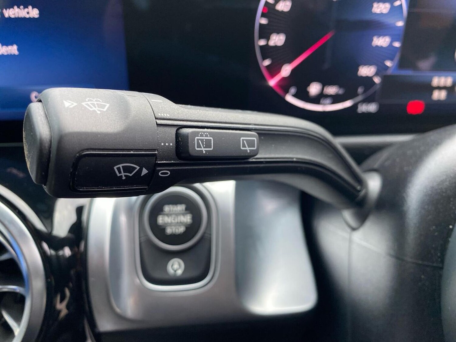 Used Mercedes-Benz GLB 2024 for sale - 76510770: Photo 28