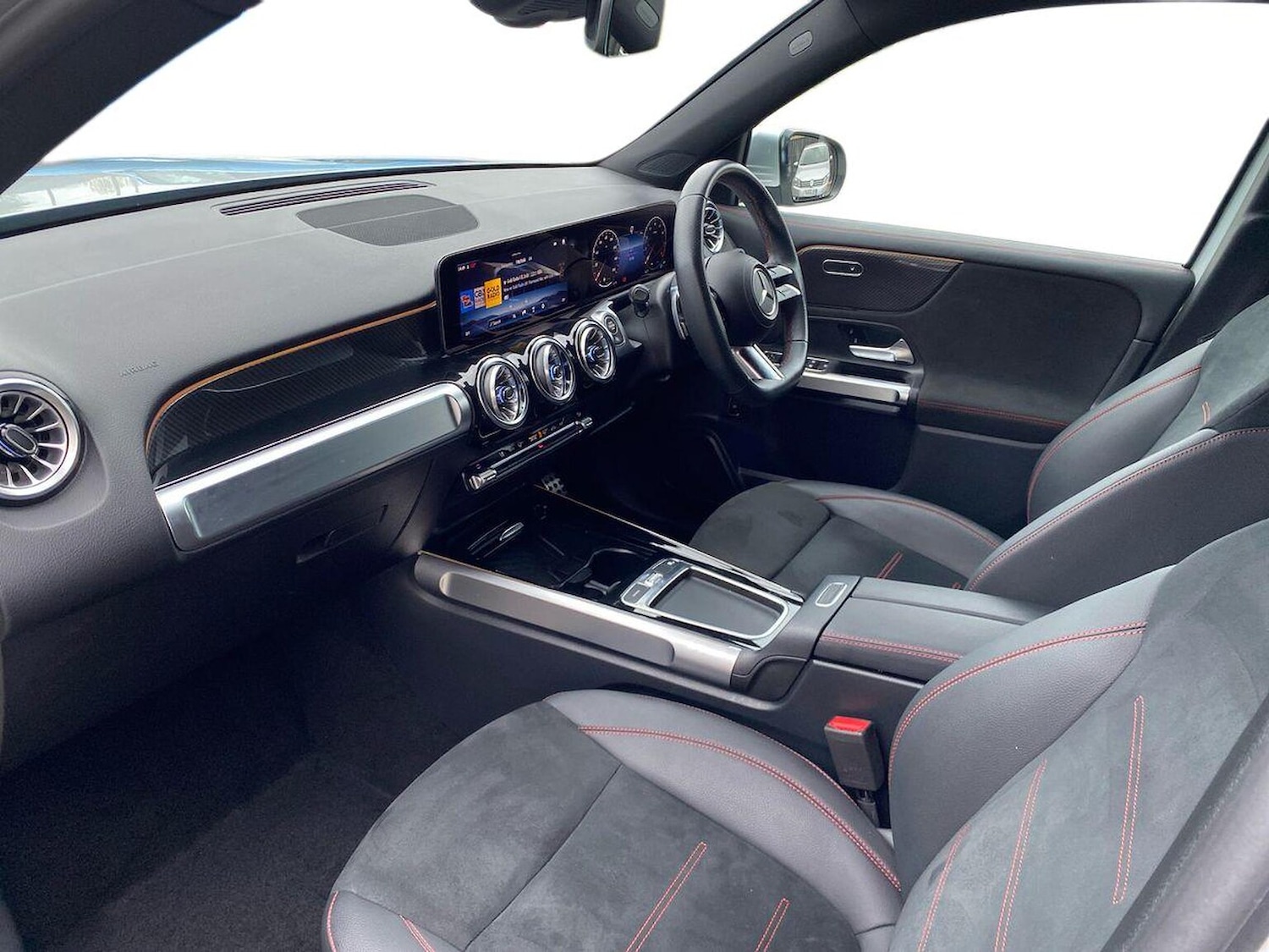 Used Mercedes-Benz GLB 2024 for sale - 76510770: Photo 7