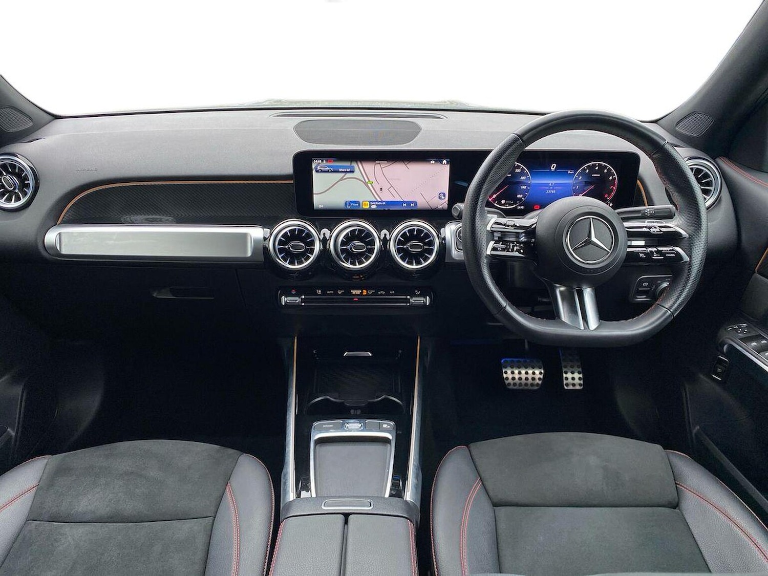 Used Mercedes-Benz GLB 2024 for sale - 76510770: Photo 8