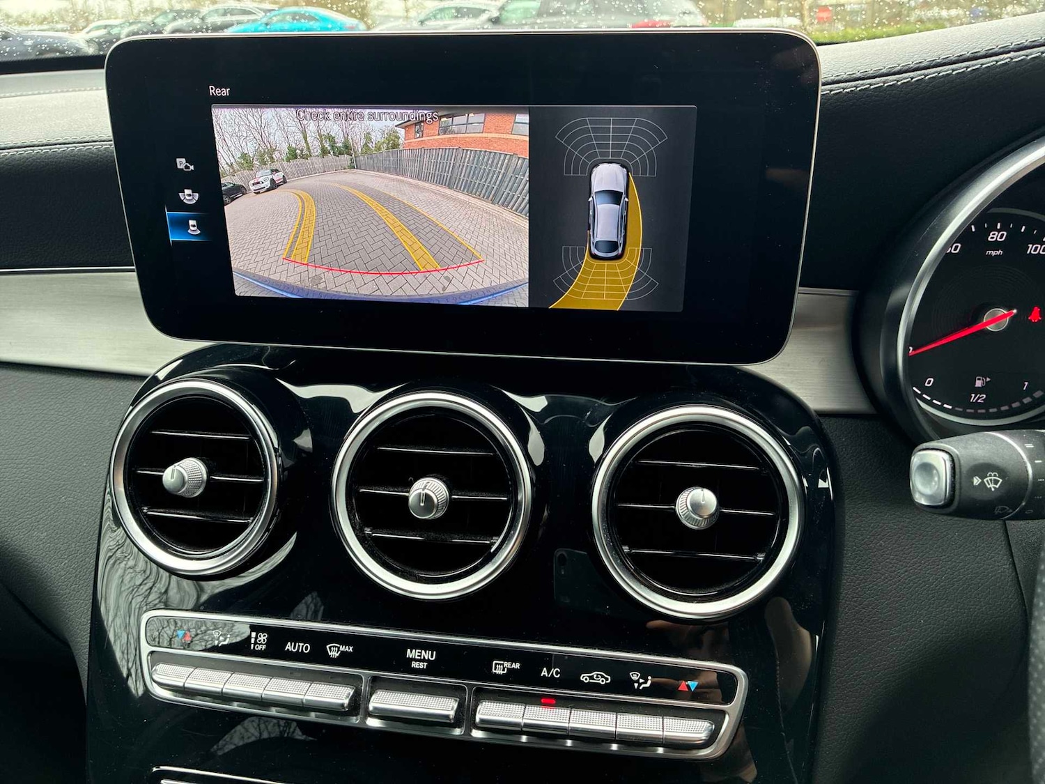 Used Mercedes-Benz GLC 2022 for sale - 78193645: Photo 29