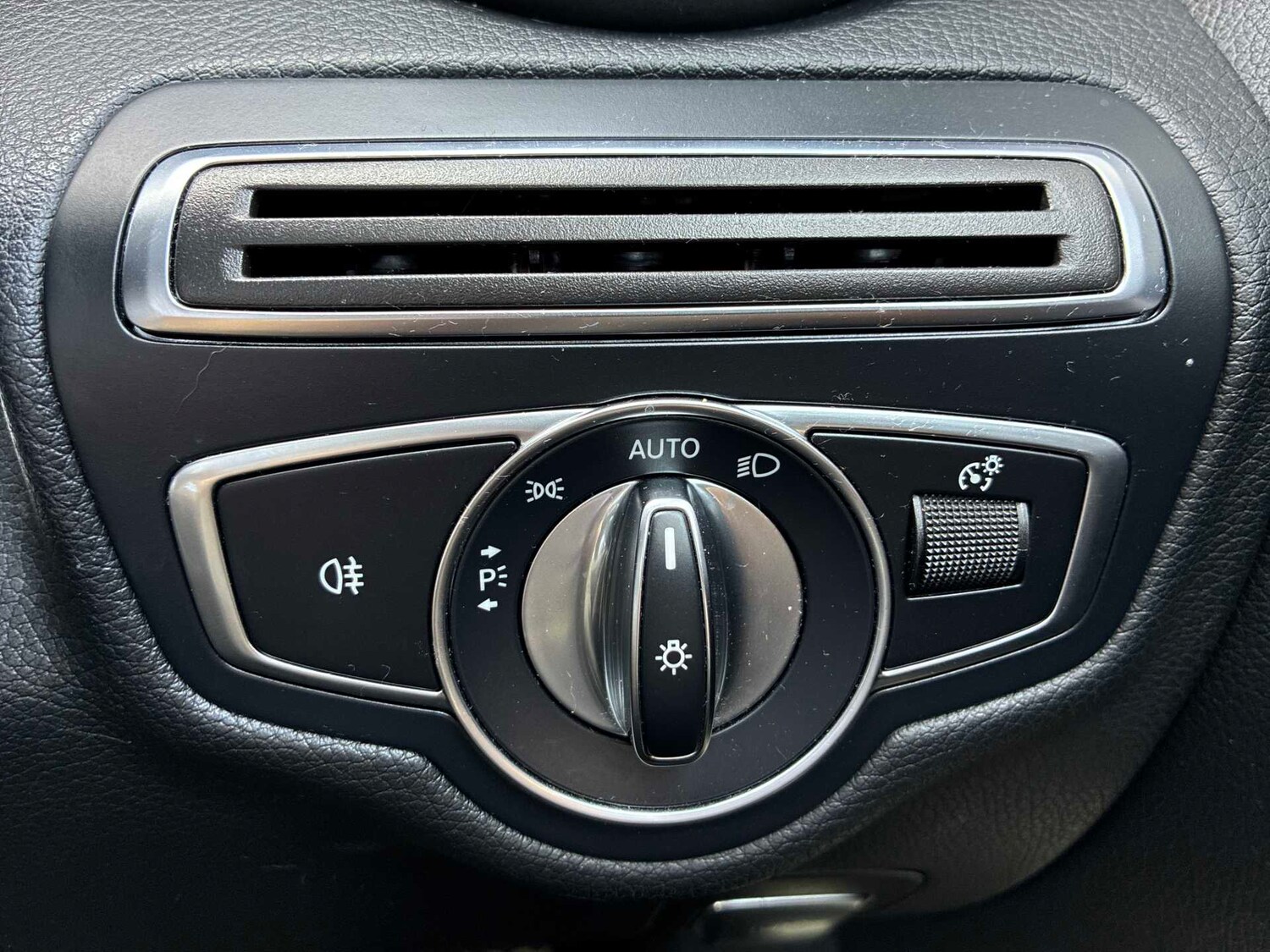 Used Mercedes-Benz C Class 2017 for sale - 78192225: Photo 36