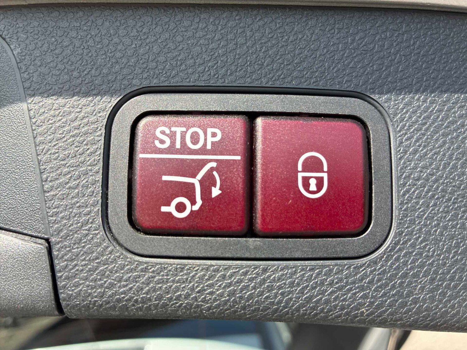 Used Mercedes-Benz C Class 2017 for sale - 78192225: Photo 41