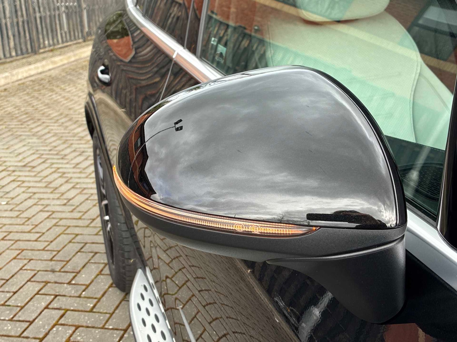 Used Mercedes-Benz GLC 2025 for sale - 78192017: Photo 10