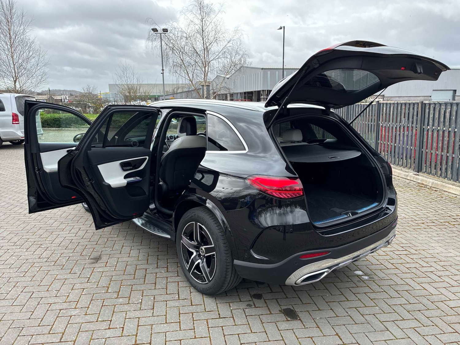 Used Mercedes-Benz GLC 2025 for sale - 78192017: Photo 16