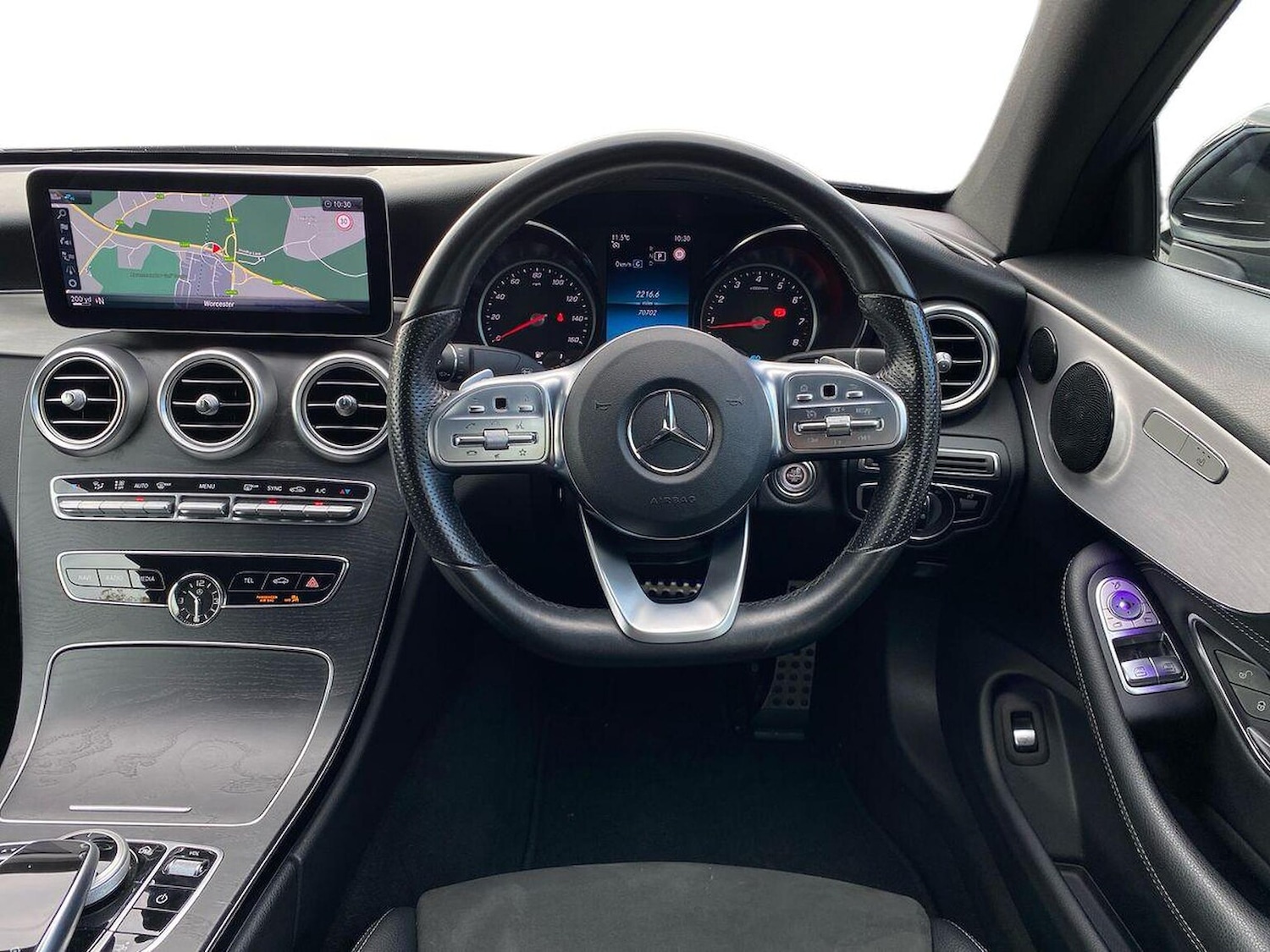 Used Mercedes-Benz C Class 2019 for sale - 76382669: Photo 9