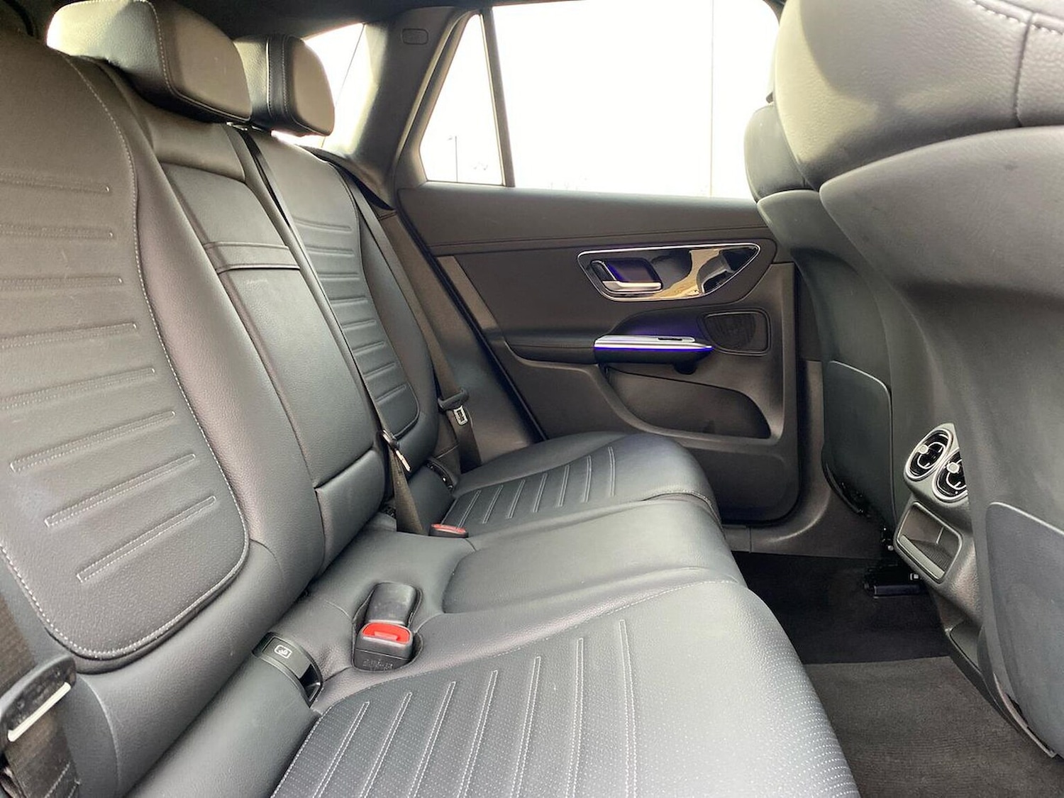 Used Mercedes-Benz GLC 2024 for sale - 76719393: Photo 16