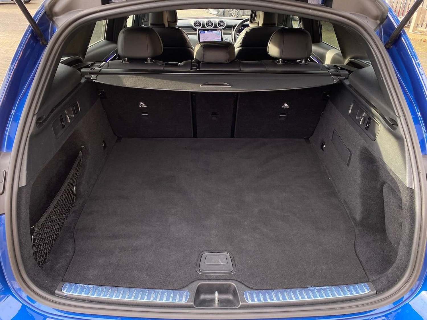 Used Mercedes-Benz GLC 2024 for sale - 76719393: Photo 17