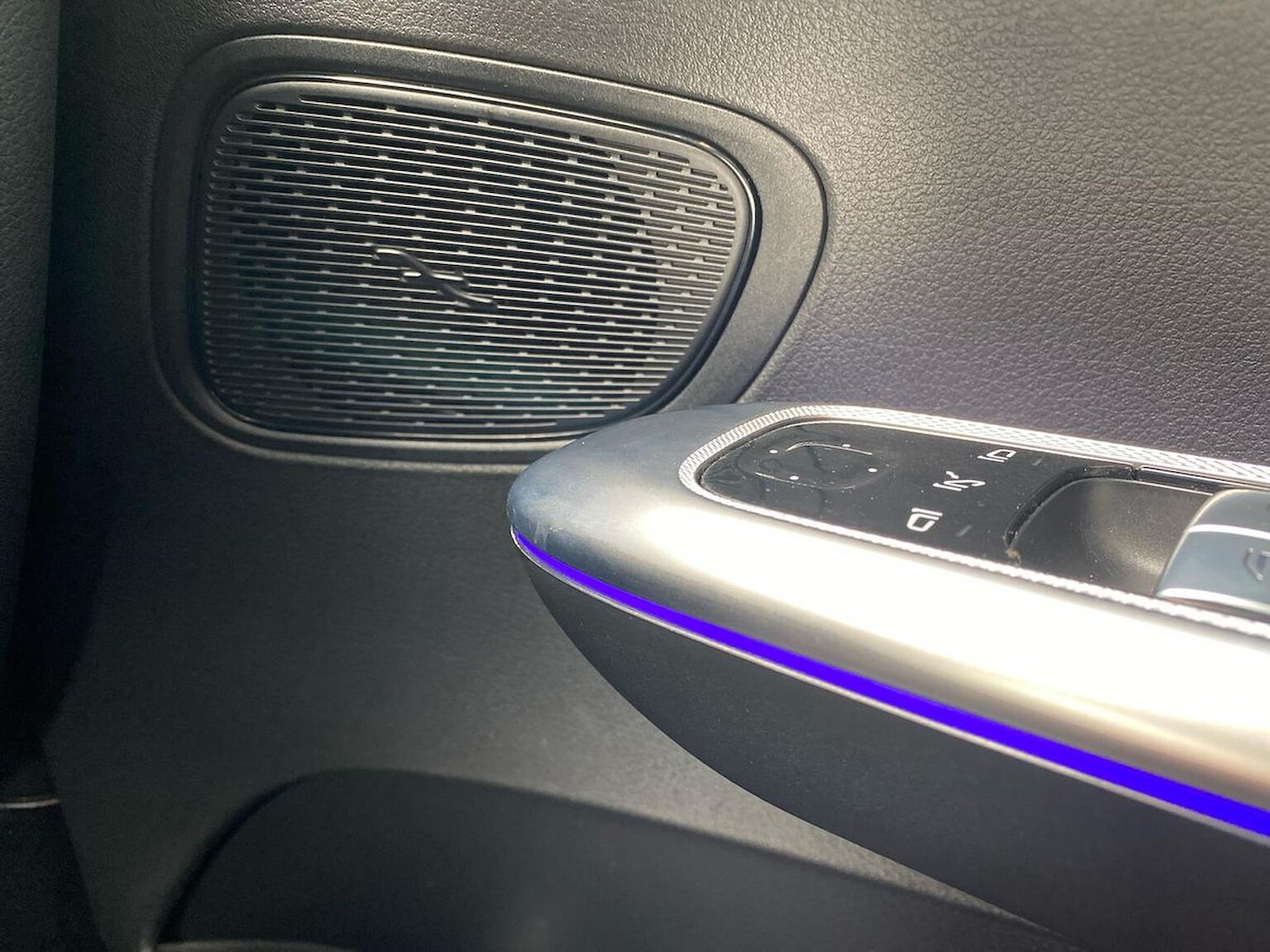 Used Mercedes-Benz GLC 2024 for sale - 76719393: Photo 31