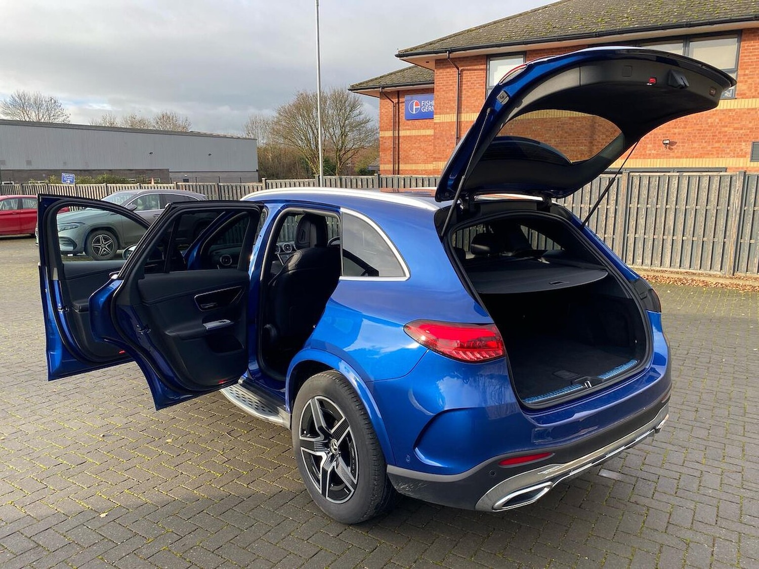 Used Mercedes-Benz GLC 2024 for sale - 76719393: Photo 40