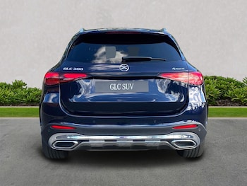 Used Mercedes-Benz GLC 2023 for sale - 76070233: Photo 4