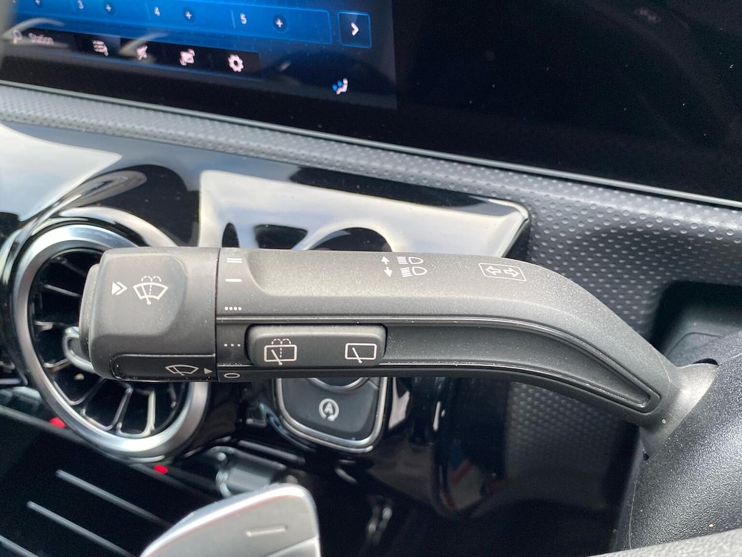 Used Mercedes-Benz A-Class 2019 for sale - 76455176: Photo 28