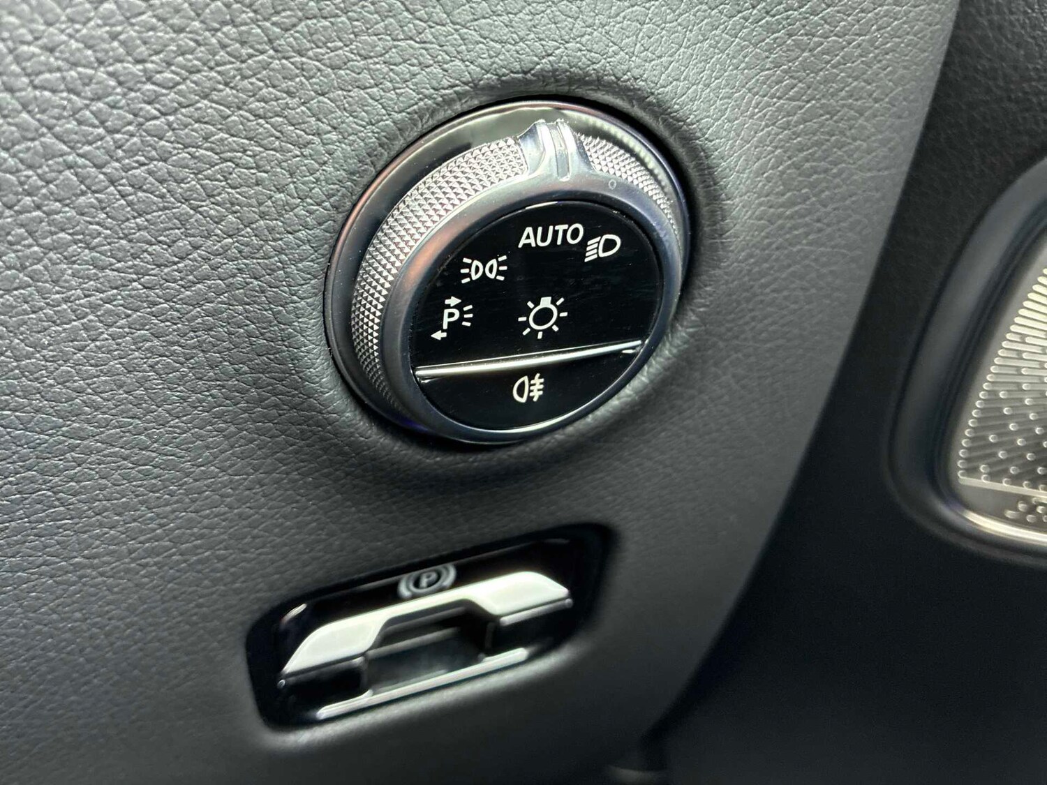 Used Mercedes-Benz GLC 2025 for sale - 78193187: Photo 43