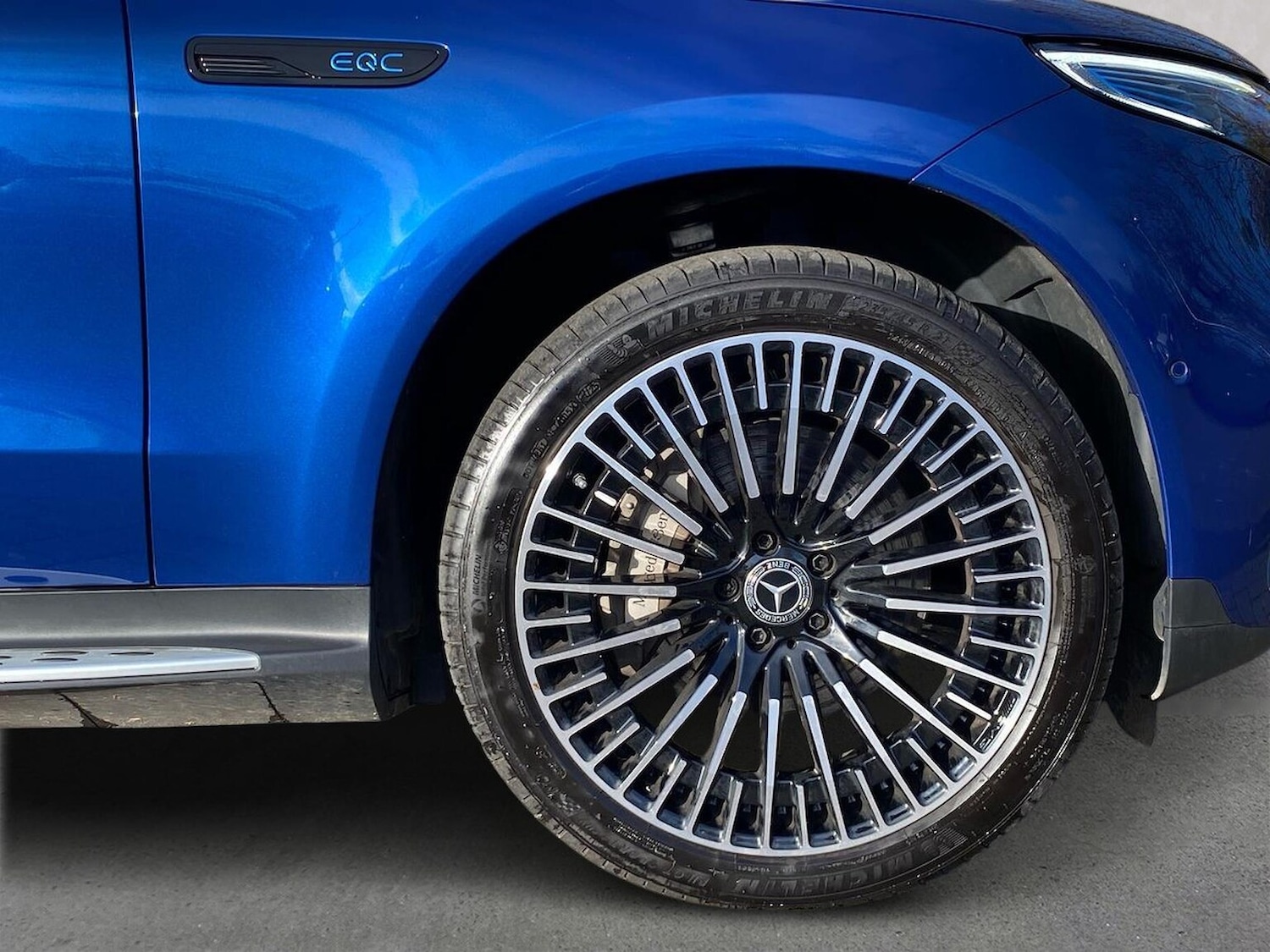 Used Mercedes-Benz EQC 2023 for sale - 76884977: Photo 6