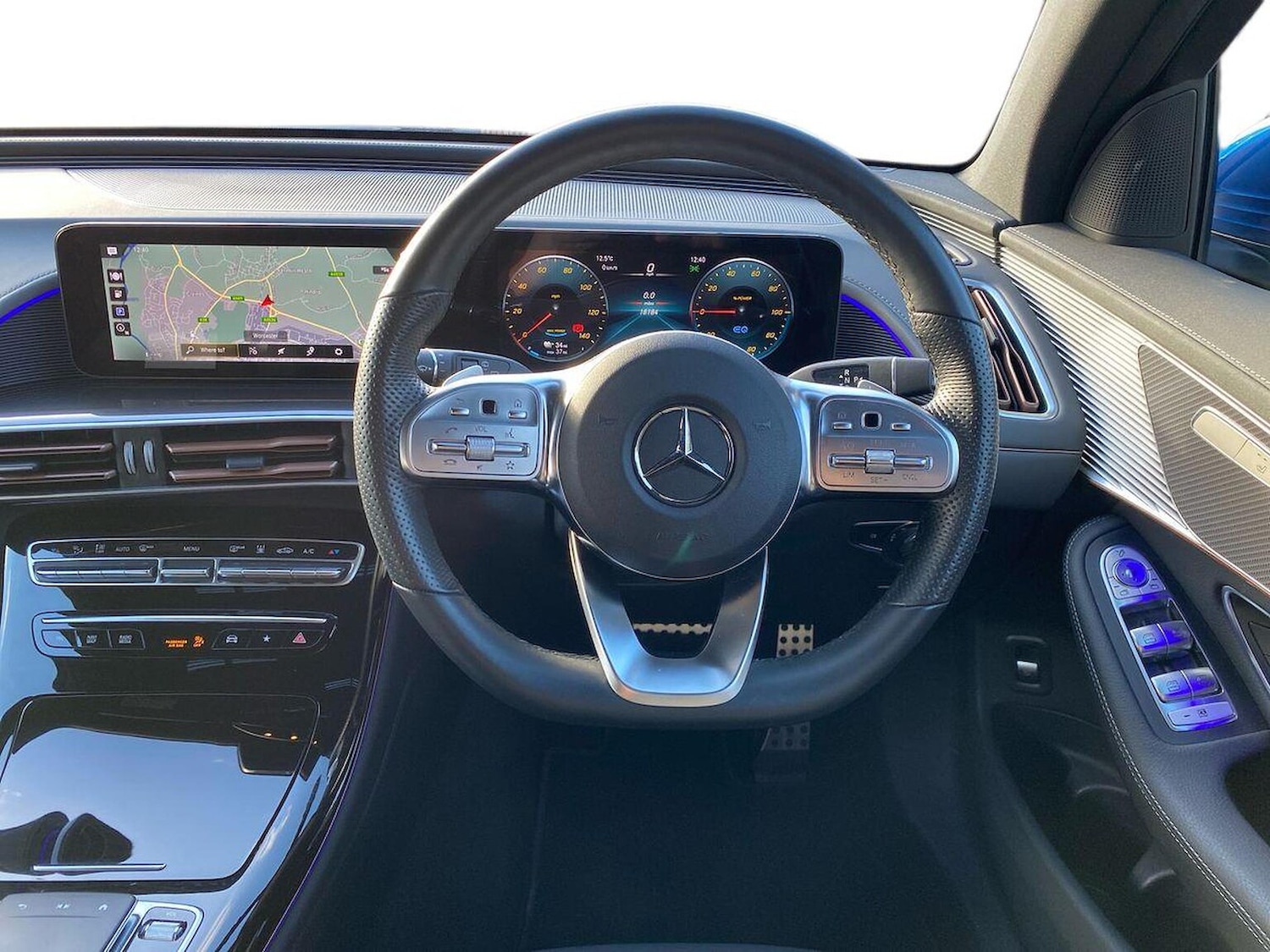 Used Mercedes-Benz EQC 2023 for sale - 76884977: Photo 9