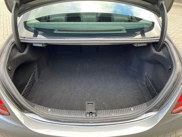 Used Mercedes-Benz C Class 2019 for sale - 76324652: Photo 17