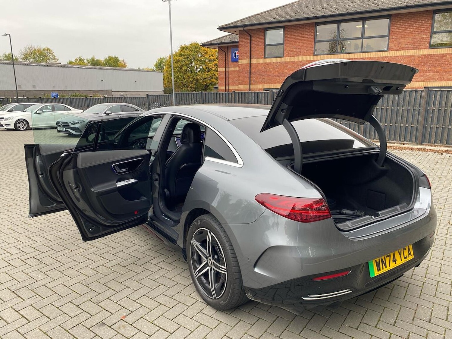 Used Mercedes-Benz EQA 2024 for sale - 76281248: Photo 40