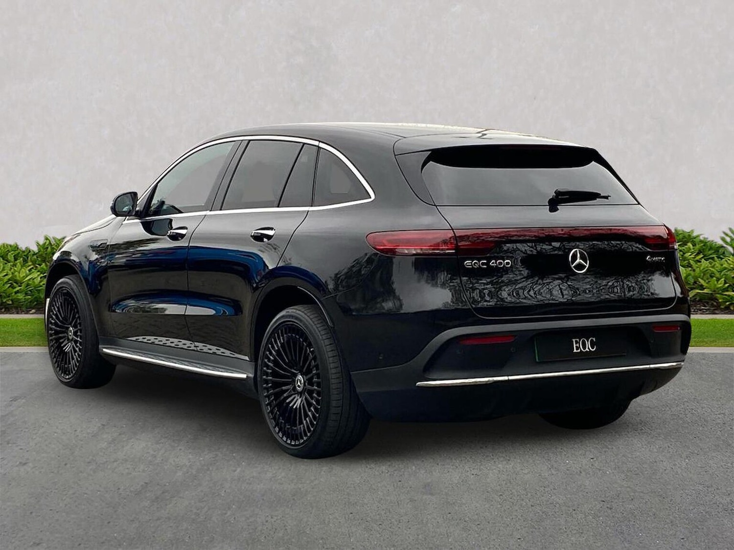 Used Mercedes-Benz EQC 2021 for sale - 76497330: Photo 2