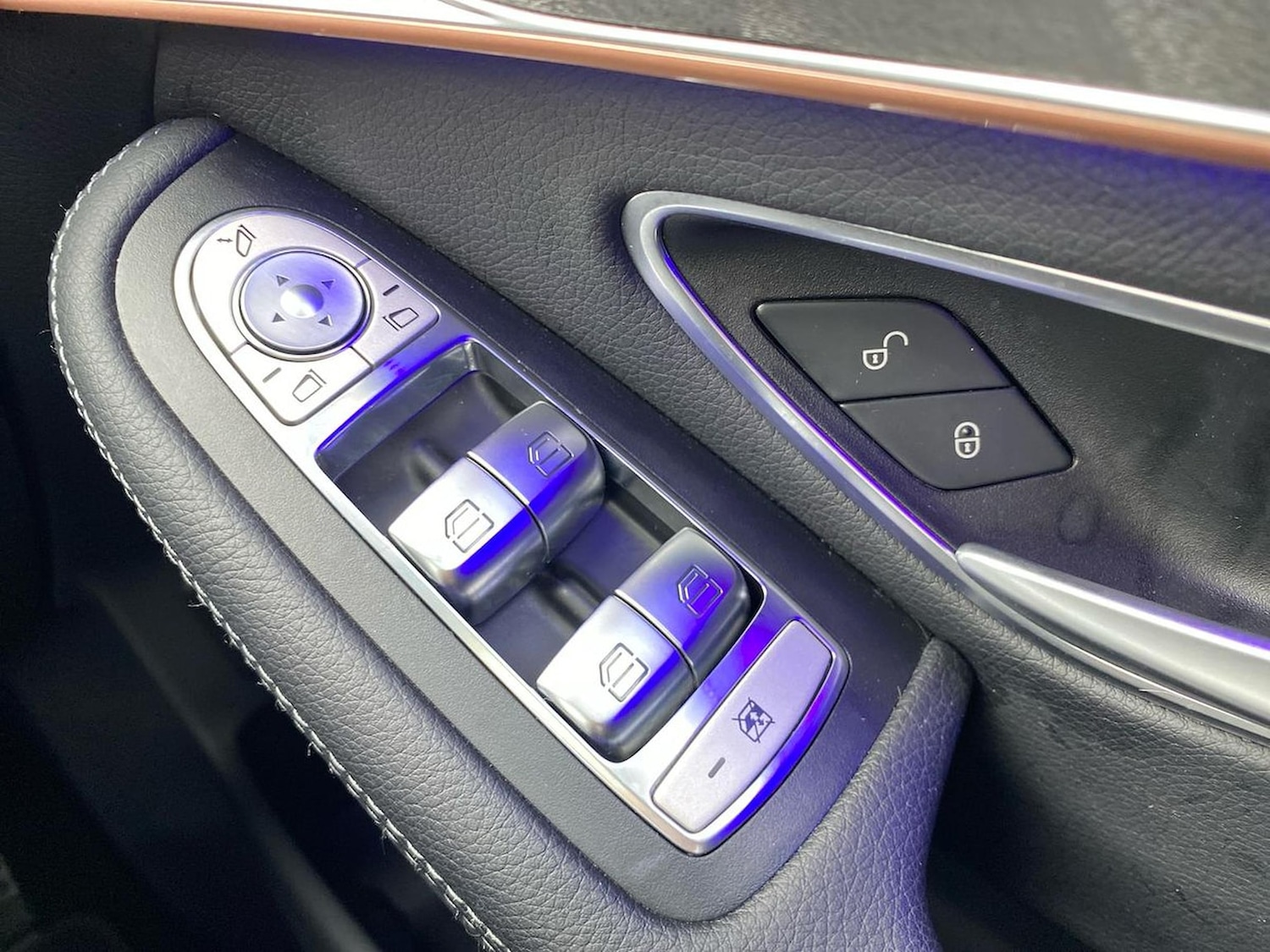 Used Mercedes-Benz EQC 2021 for sale - 76497330: Photo 21