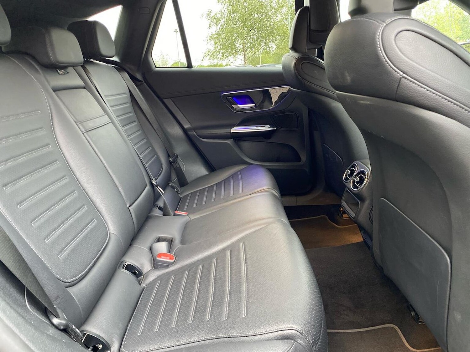 Used Mercedes-Benz GLC 2023 for sale - 76082559: Photo 16