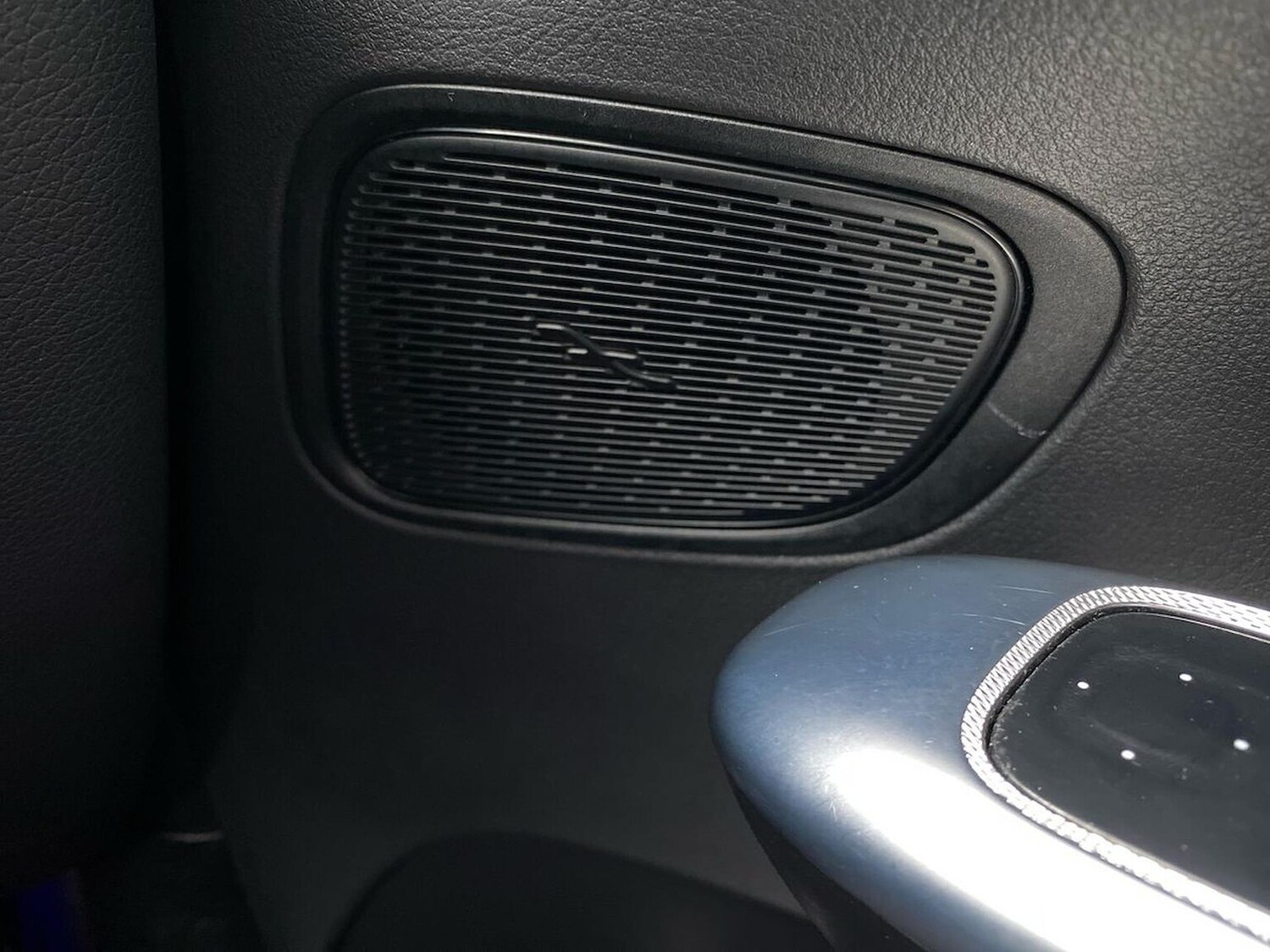 Used Mercedes-Benz GLC 2023 for sale - 76082559: Photo 31