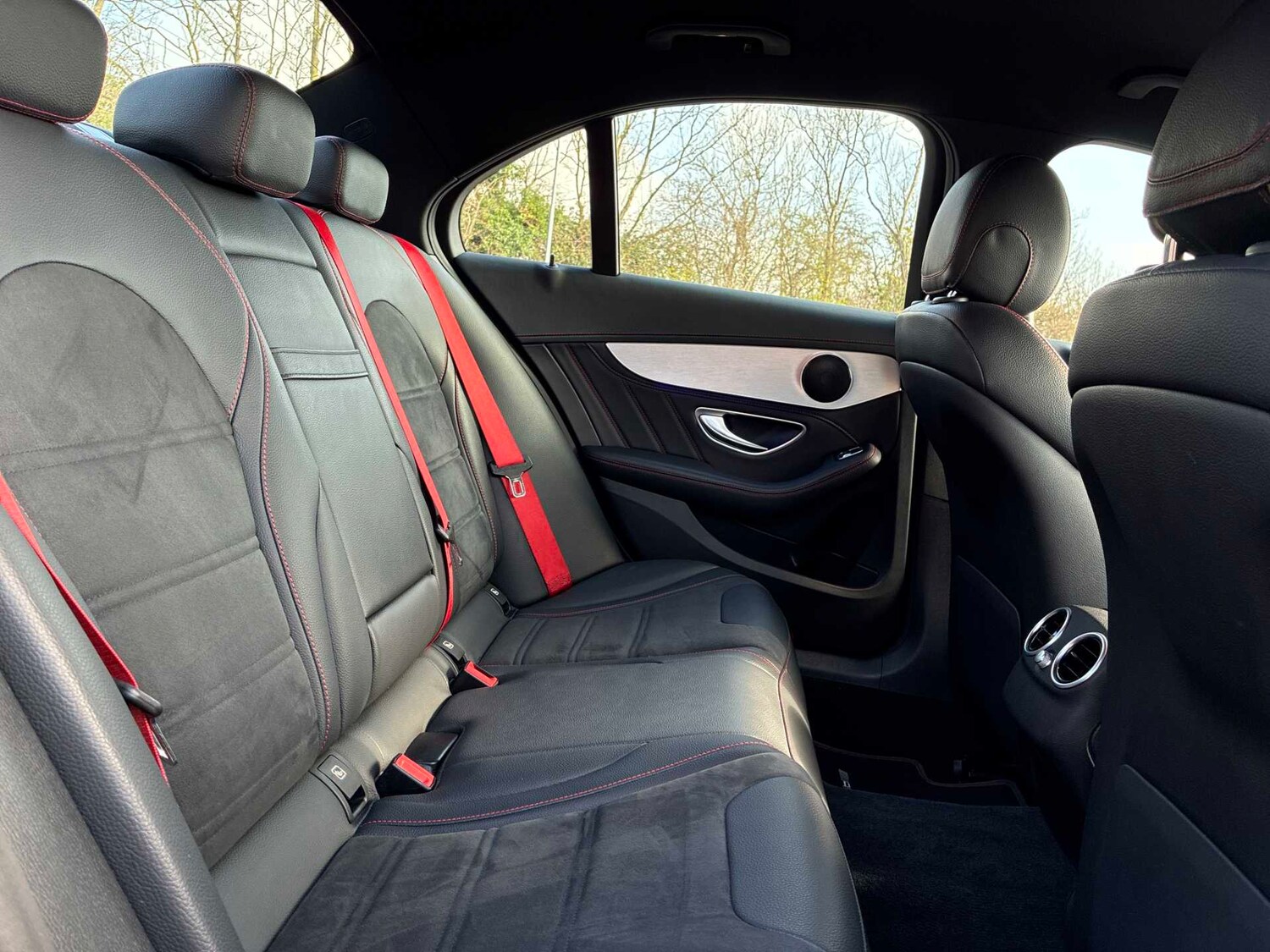 Used Mercedes-Benz C Class 2019 for sale - 78196261: Photo 17