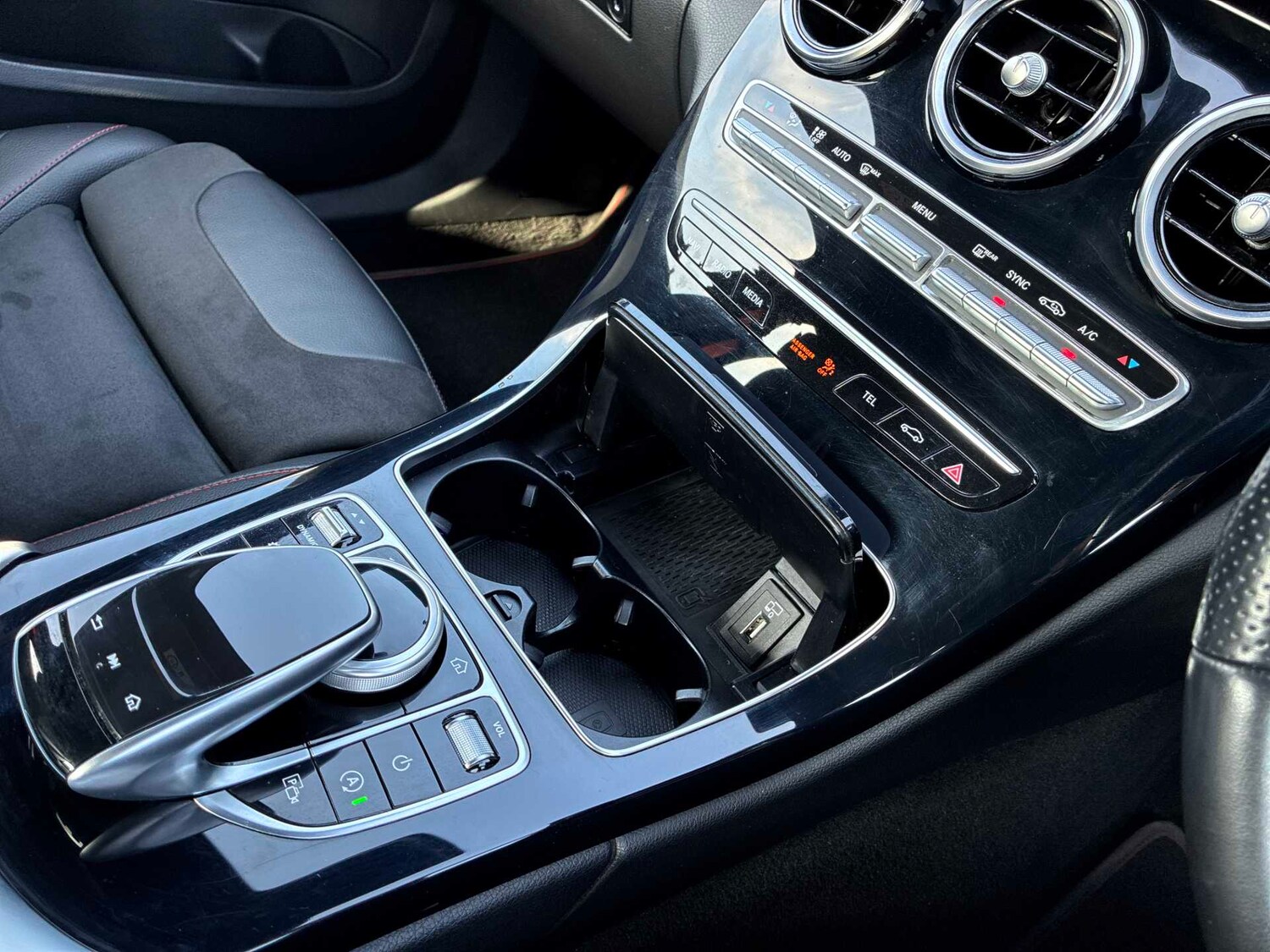 Used Mercedes-Benz C Class 2019 for sale - 78196261: Photo 35