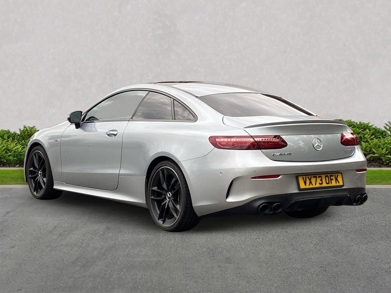 Used Mercedes-Benz E Class 2023 for sale - 76352542: Photo 2