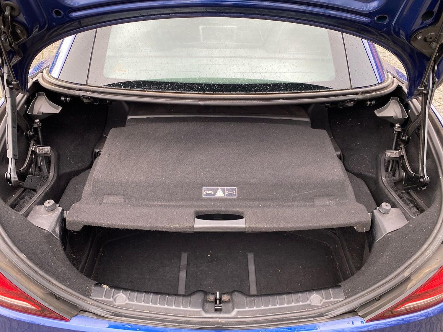 Used Mercedes-Benz SLC 2016 for sale - 76461794: Photo 17