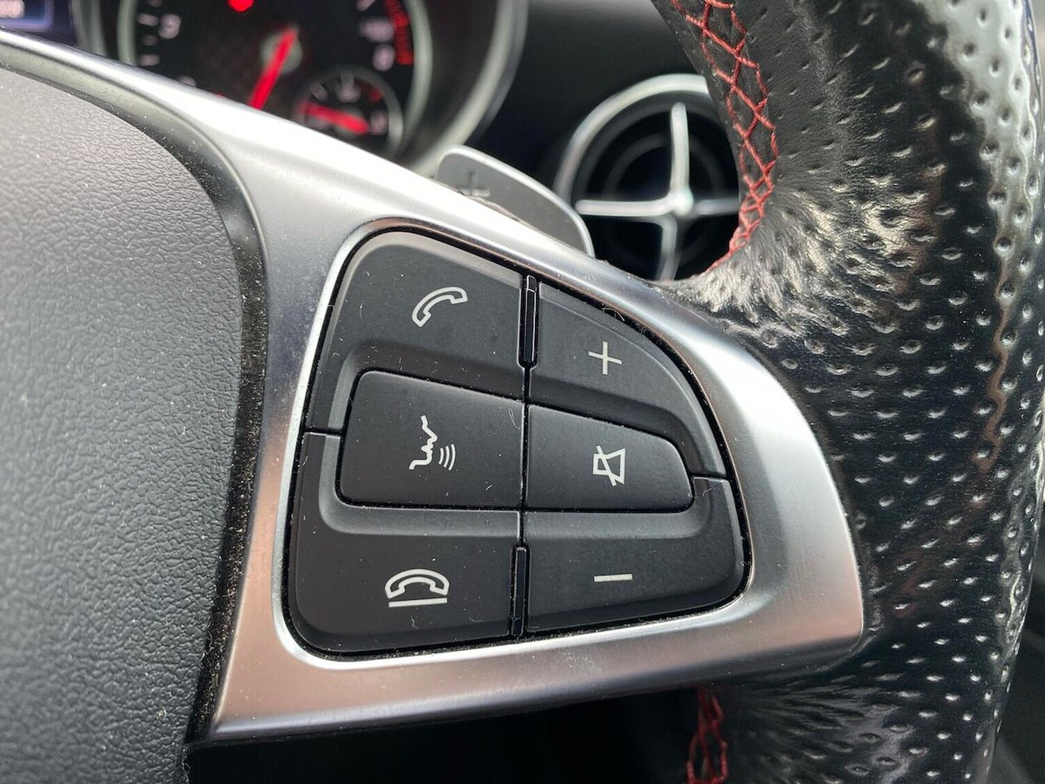 Used Mercedes-Benz SLC 2016 for sale - 76461794: Photo 27