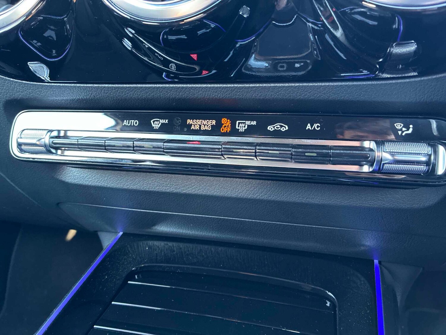 Used Mercedes-Benz GLA 2025 for sale - 78195997: Photo 12