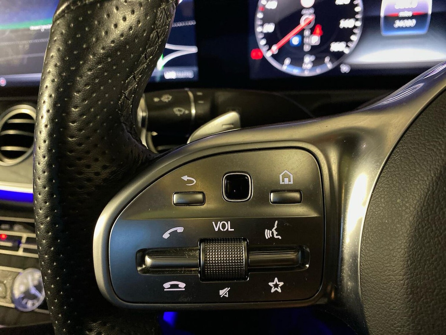 Used Mercedes-Benz E Class 2020 for sale - 76830682: Photo 26