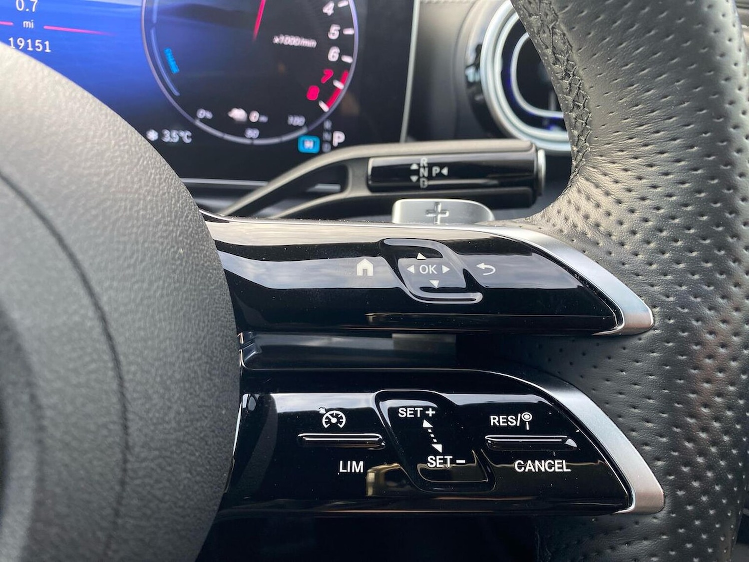 Used Mercedes-Benz C Class 2023 for sale - 76577199: Photo 27